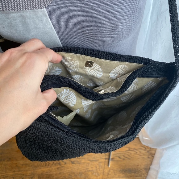 Vintage Liz Claiborne Macrame Shoulder Bag - Picture 2 of 4